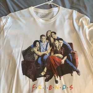 Everyone loves Friends tee